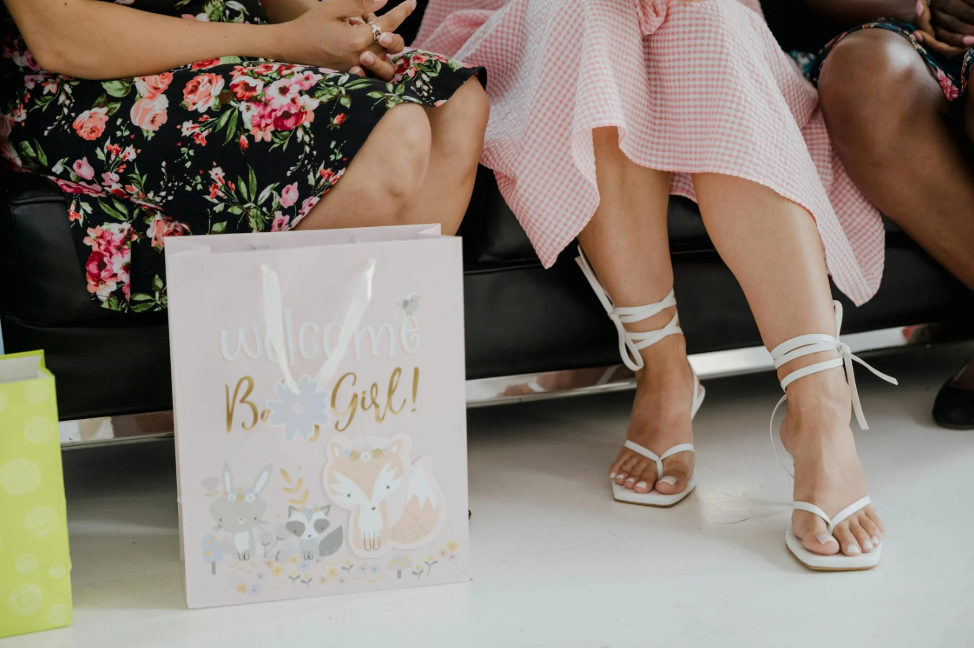 Give the gift of a glimpse! - Sapphire Sonography Gift Cards